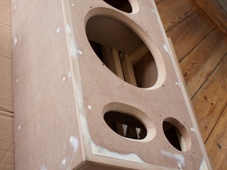 isophon speaker cabinet construction