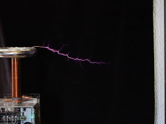 Tesla coil DRSSTC sparks