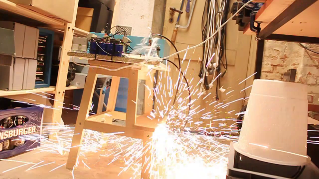 capacitor bank steel wool explosion