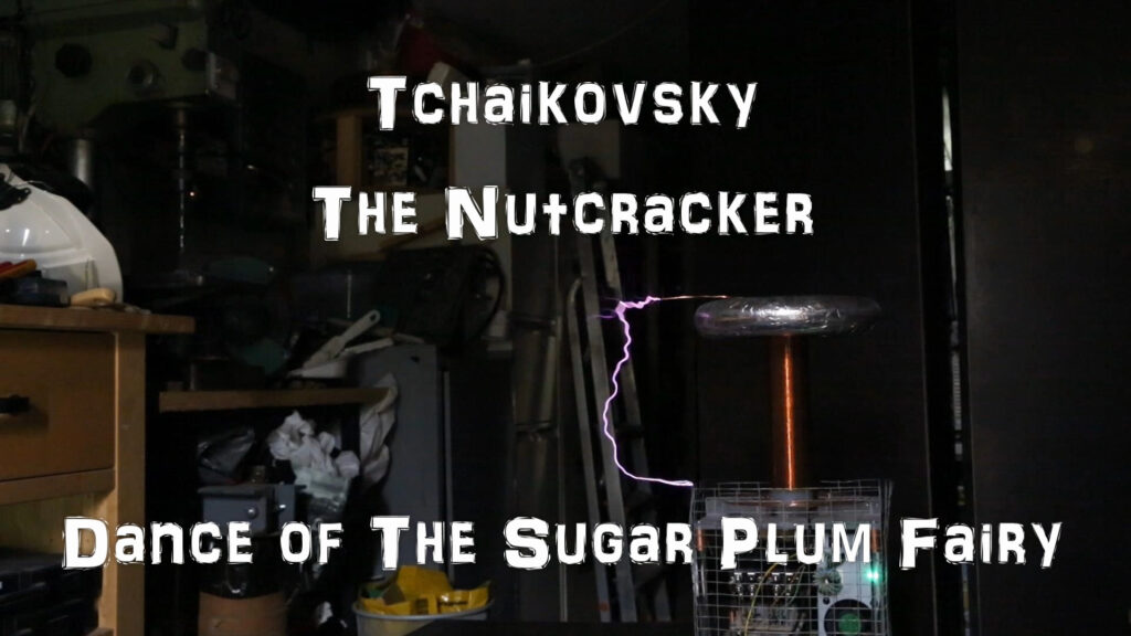 Kaizer DRSSTC2 Tesla coil tchaikovsky - Dance of the Sugar Plum Fairy